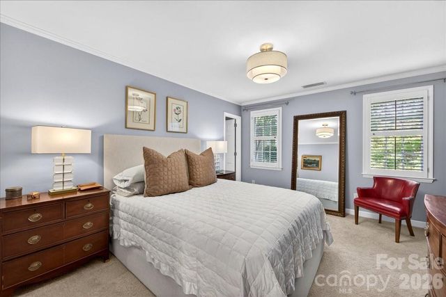 202 Perrin Place, Charlotte, NC 28207