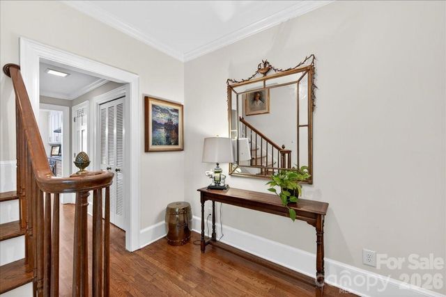 202 Perrin Place, Charlotte, NC 28207