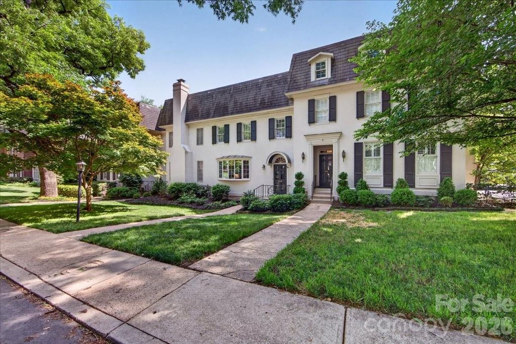 202 Perrin Place, Charlotte, NC 28207