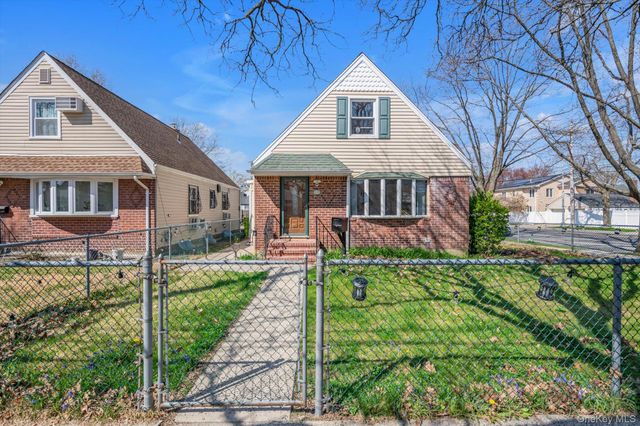 80-04 268th Street, Glen Oaks, NY 11004