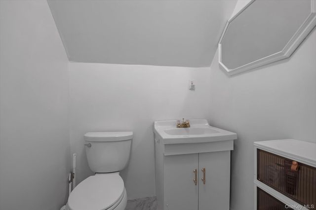 80-04 268th Street, Glen Oaks, NY 11004