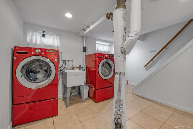 80-04 268th Street, Glen Oaks, NY 11004