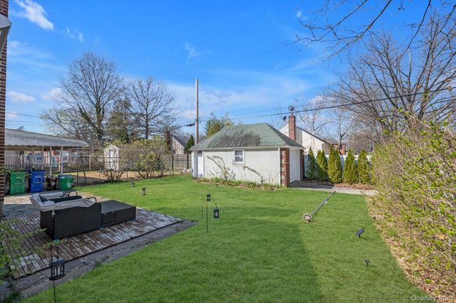 80-04 268th Street, Glen Oaks, NY 11004