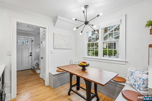 75 S Highwood Avenue, Glen Rock, NJ 07452