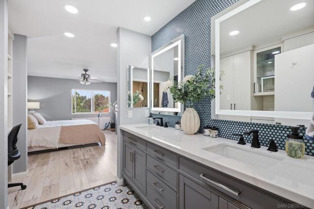 6717 Friars Rd 74, San Diego, CA 92108
