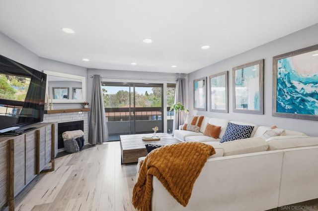 6717 Friars Rd 74, San Diego, CA 92108