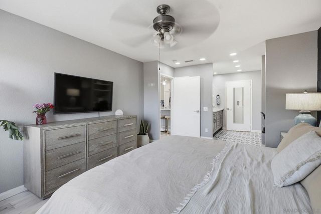 6717 Friars Rd 74, San Diego, CA 92108