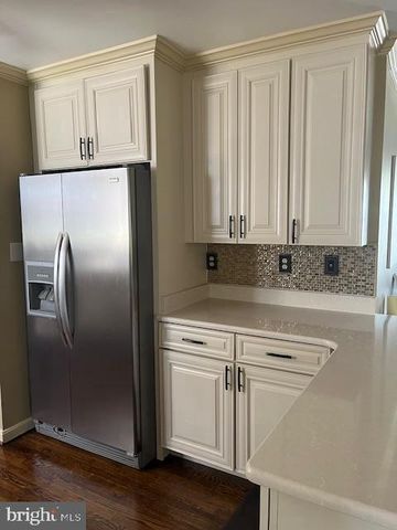 9113 DONNA DEAN DR, Springfield, VA 22153