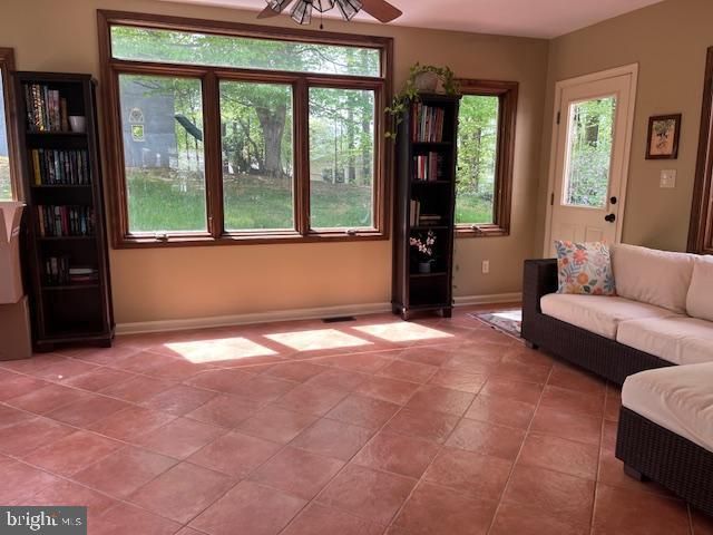 9113 DONNA DEAN DR, Springfield, VA 22153