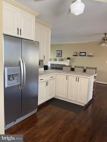 9113 DONNA DEAN DR, Springfield, VA 22153