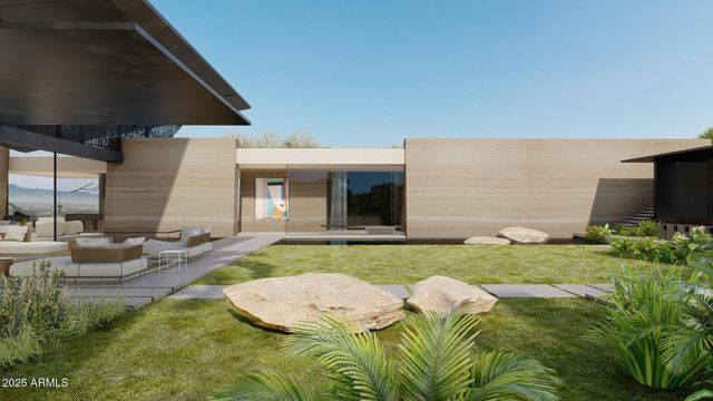 5719 E Starlight Way, Paradise Valley, AZ 85253