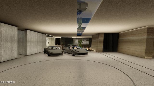 5719 E Starlight Way, Paradise Valley, AZ 85253