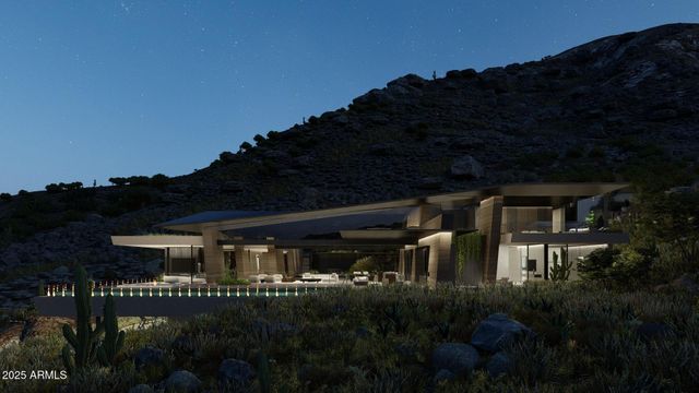 5719 E Starlight Way, Paradise Valley, AZ 85253