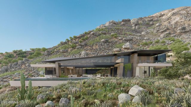 5719 E Starlight Way, Paradise Valley, AZ 85253