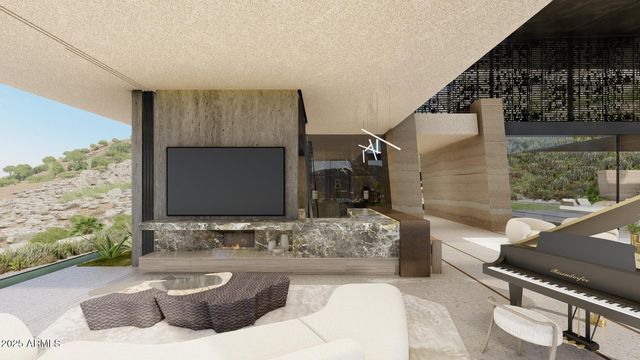 5719 E Starlight Way, Paradise Valley, AZ 85253