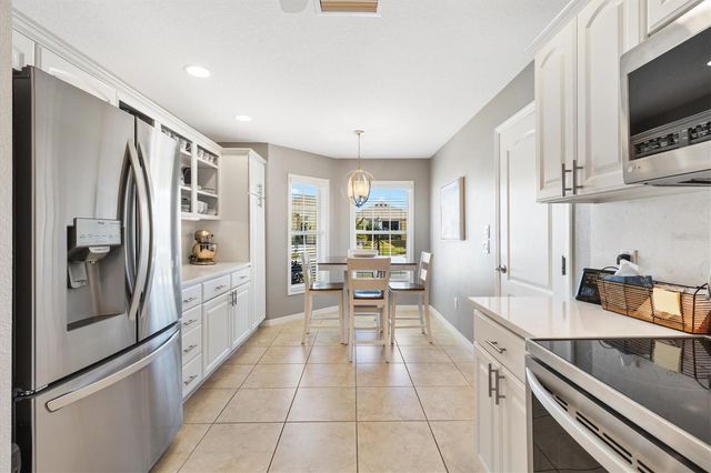 2320 NOTCH AVENUE, The Villages, FL 32162