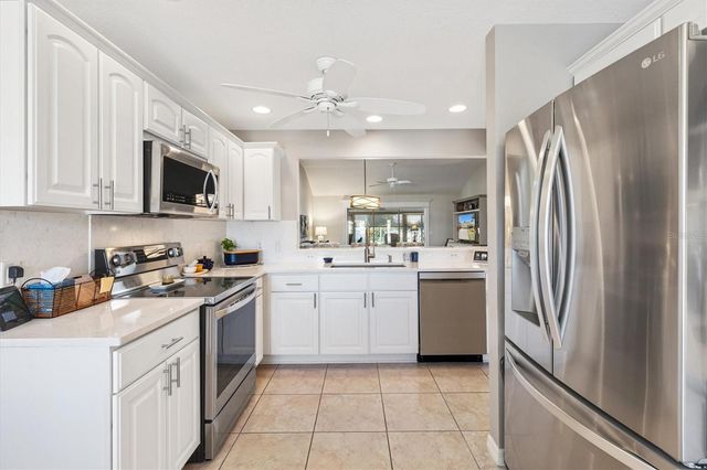 2320 NOTCH AVENUE, The Villages, FL 32162