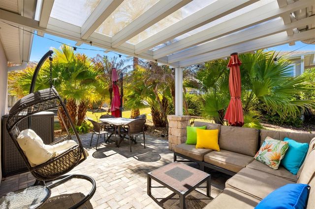 2320 NOTCH AVENUE, The Villages, FL 32162