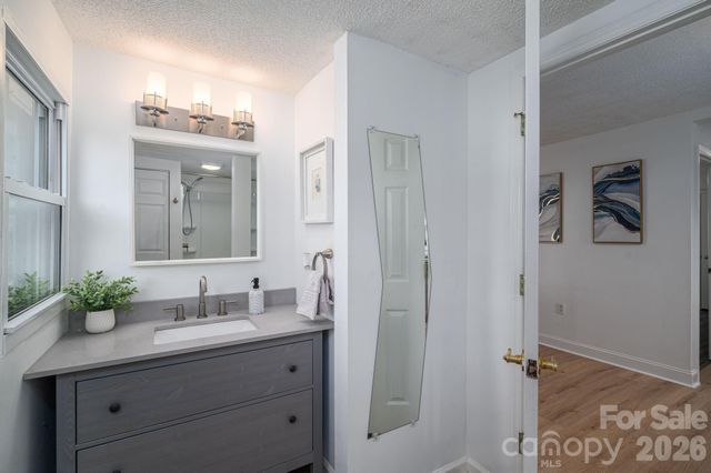 109 Riverside Drive, Cramerton, NC 28032