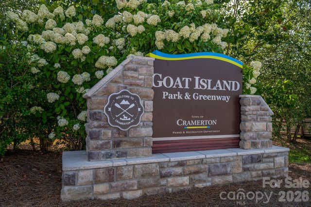 109 Riverside Drive, Cramerton, NC 28032