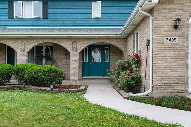 7435 W 157th Street, Orland Park, IL 60462