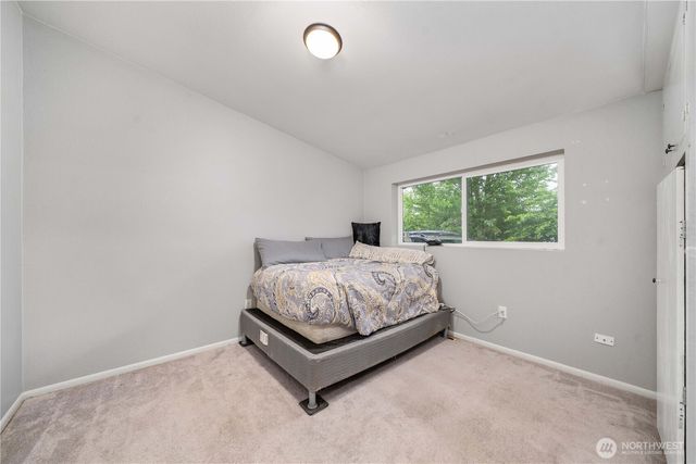 8909 Hipkins Road SW, Lakewood, WA 98498