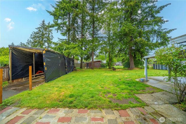 8909 Hipkins Road SW, Lakewood, WA 98498