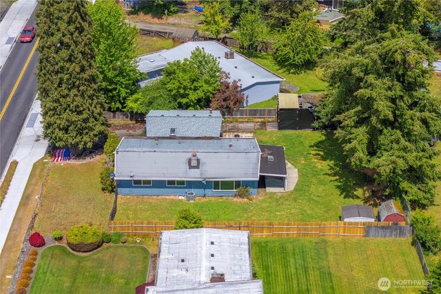 8909 Hipkins Road SW, Lakewood, WA 98498