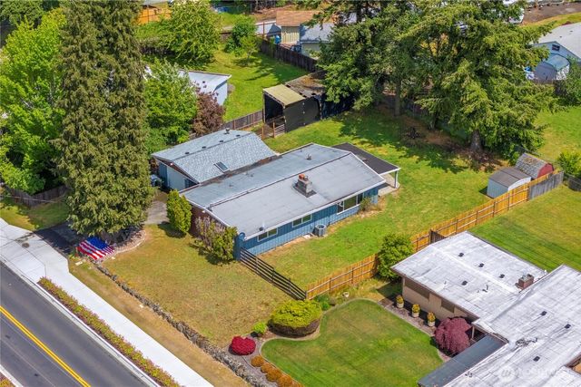 8909 Hipkins Road SW, Lakewood, WA 98498