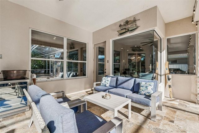 19104 NATURE PALM LANE, Tampa, FL 33647