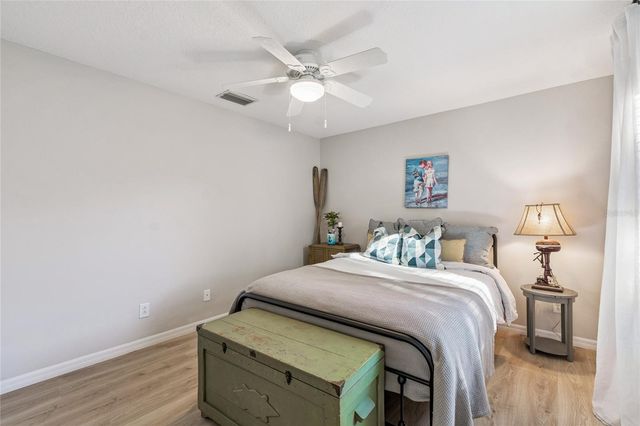 19104 NATURE PALM LANE, Tampa, FL 33647