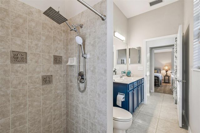 19104 NATURE PALM LANE, Tampa, FL 33647