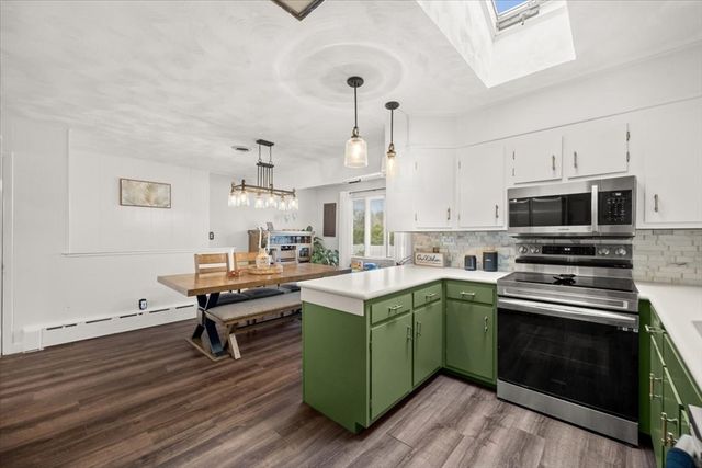 941 Bartlett St, New Bedford, MA 02745