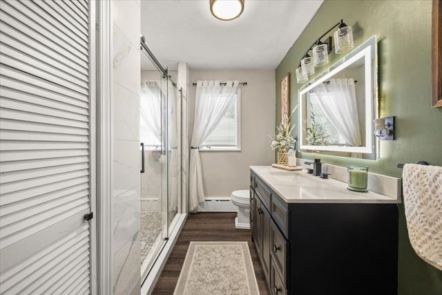 941 Bartlett St, New Bedford, MA 02745