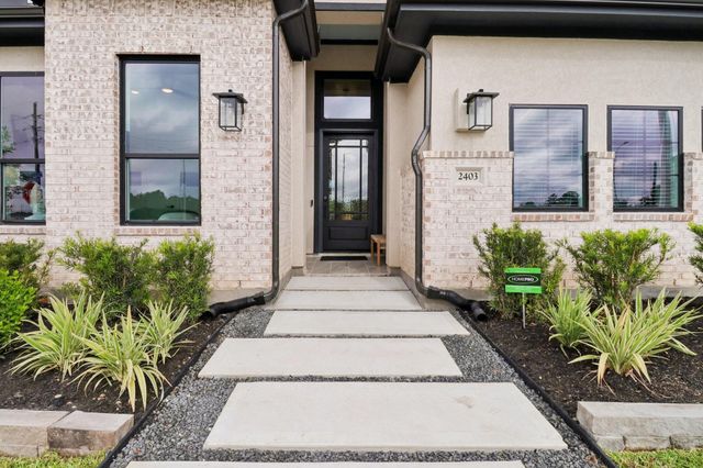 612 Deep Sands Drive, Waller, TX 77447