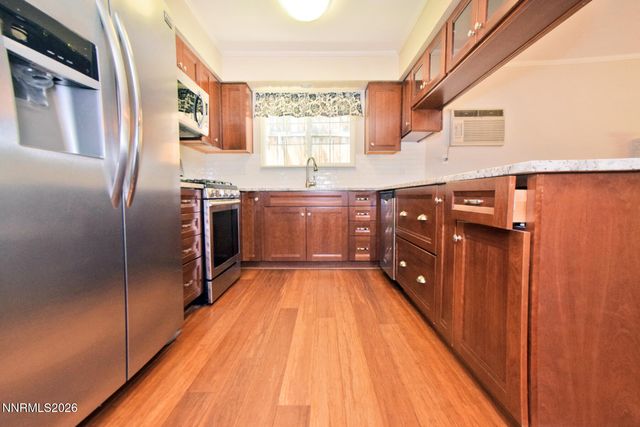 1014 W Winnie Lane, Carson City, NV 89703