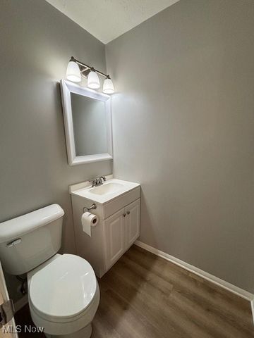 33803 Electric Boulevard H-20, Avon Lake, OH 44012