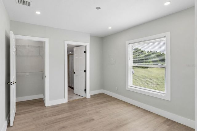 2555 MAPLE AVENUE, Lake Wales, FL 33898