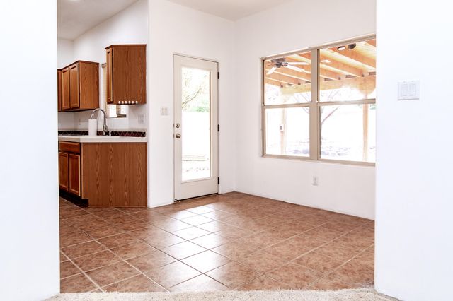 10315 Pintura Place NW, Albuquerque, NM 87114