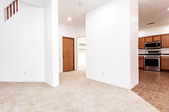 10315 Pintura Place NW, Albuquerque, NM 87114