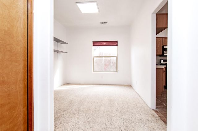 10315 Pintura Place NW, Albuquerque, NM 87114