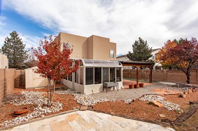 10315 Pintura Place NW, Albuquerque, NM 87114