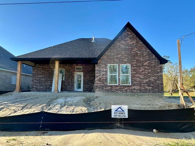 280 Idylwild, Sour Lake, TX 77659