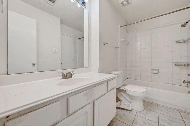 15903 Timber Chase Drive, Houston, TX 77082