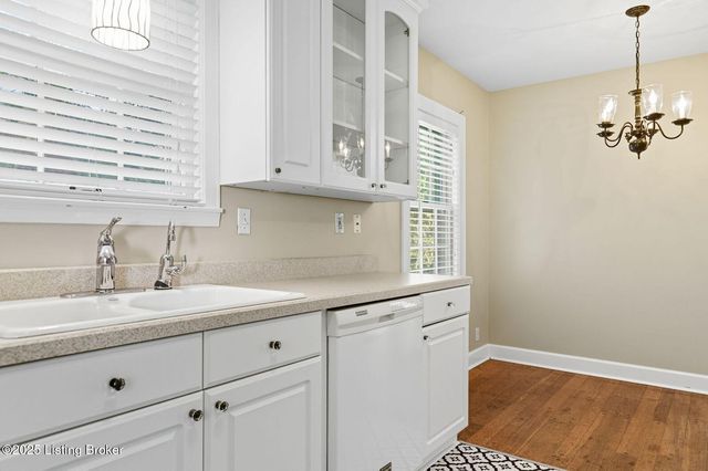 1719 Trevilian Way, Louisville, KY 40205