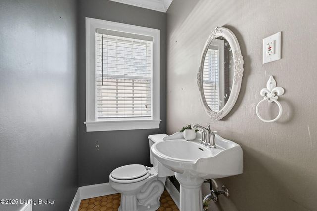 1719 Trevilian Way, Louisville, KY 40205