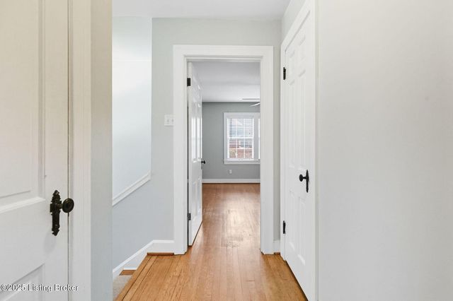 1719 Trevilian Way, Louisville, KY 40205