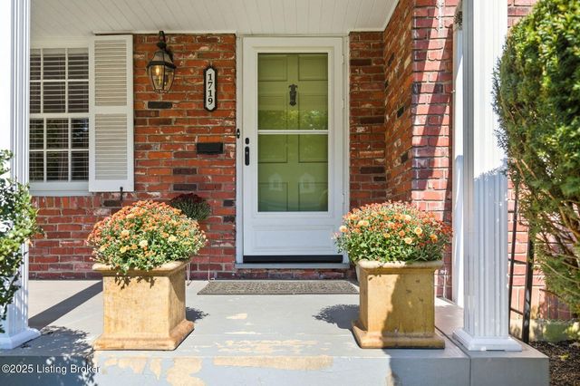 1719 Trevilian Way, Louisville, KY 40205