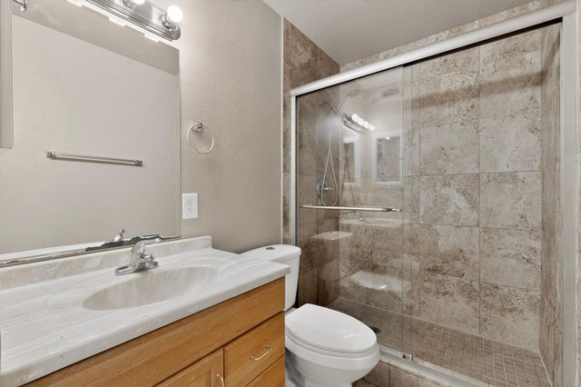 921 Country Club Drive SE APT J, Rio Rancho, NM 87124
