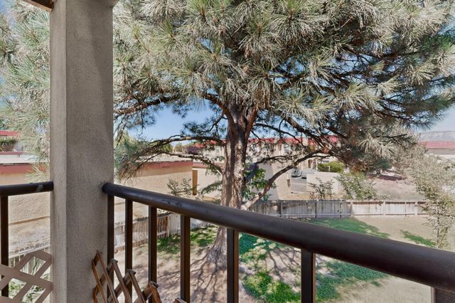 921 Country Club Drive SE APT J, Rio Rancho, NM 87124